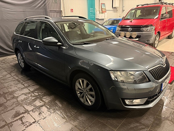 Skoda Octavia 5 of 9