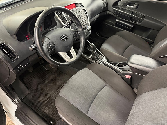 Kia Ceed 11 of 17