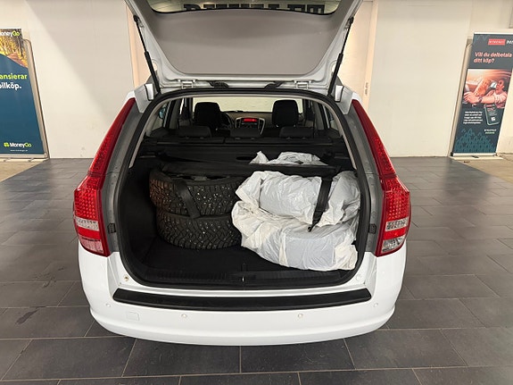 Kia Ceed 7 of 17