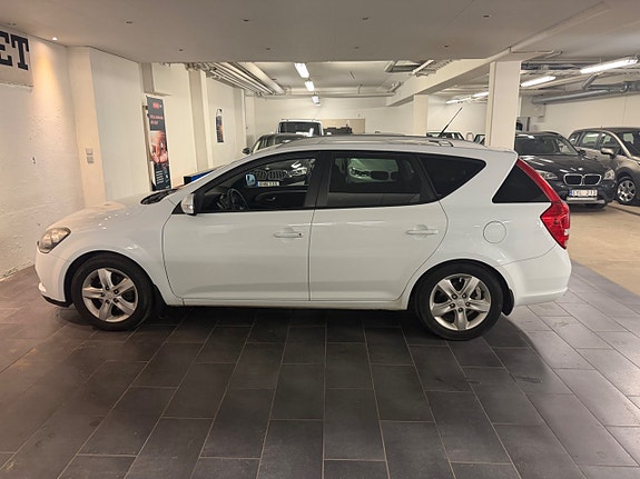 Kia Ceed 9 of 17