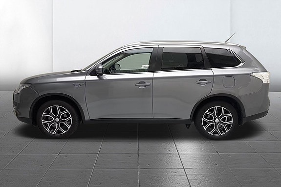 Mitsubishi Outlander 6 of 9