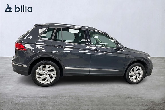 Volkswagen Tiguan 18 of 21