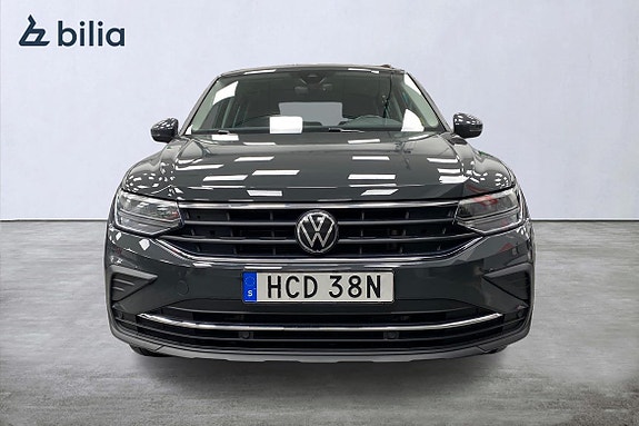 Volkswagen Tiguan 6 of 21