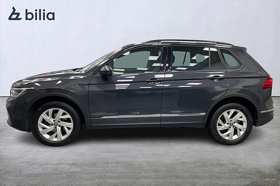 Volkswagen Tiguan 3 of 21