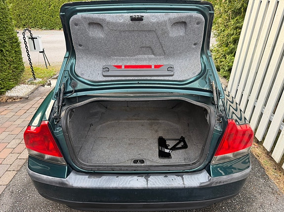 Volvo S60 6 of 8