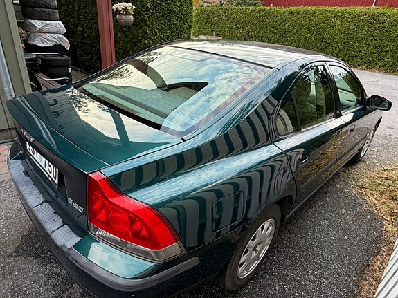 Volvo S60 7 of 8