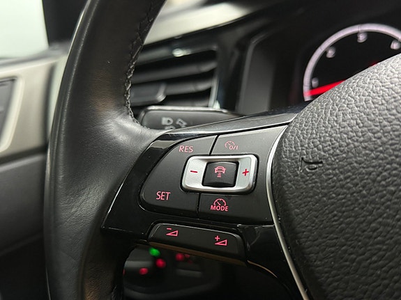 Volkswagen Polo 19 of 21