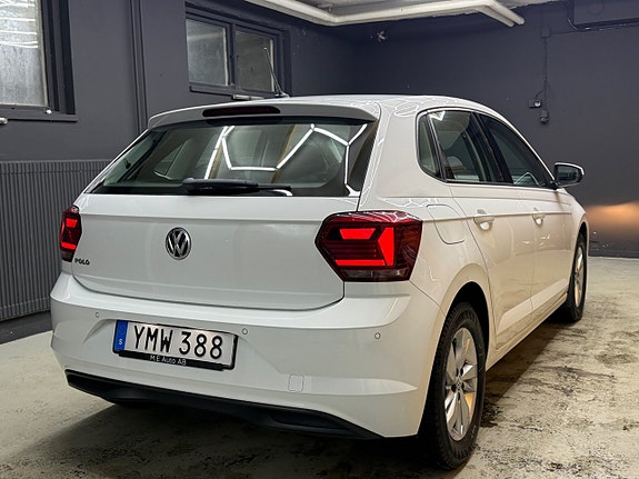 Volkswagen Polo 4 of 21