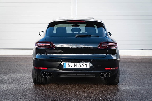 Porsche Macan GTS 2 of 30