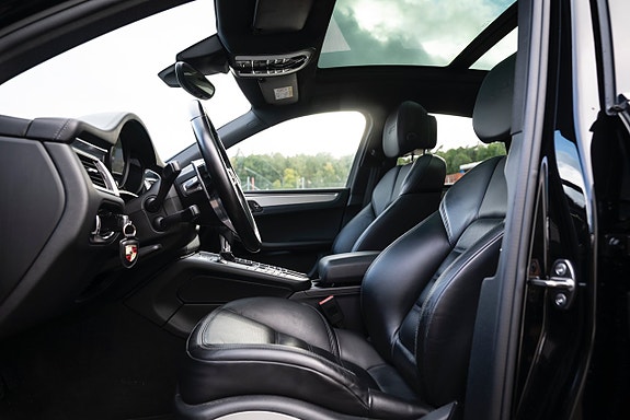 Porsche Macan GTS 21 of 30