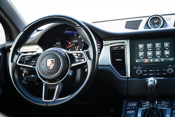Porsche Macan GTS 29 of 30