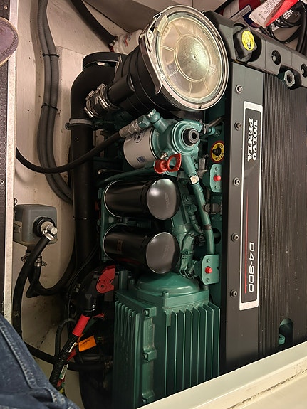 Paragon 25 7 of 18