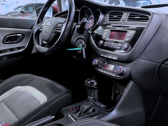 Kia Ceed 12 of 15