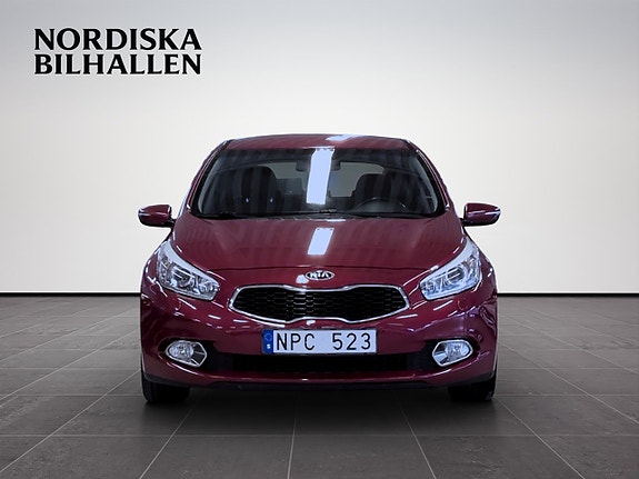 Kia Ceed 2 of 15