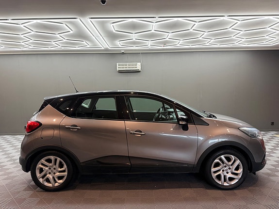 Renault Captur 6 of 19