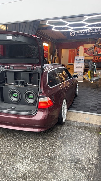 BMW 520d 3 of 3