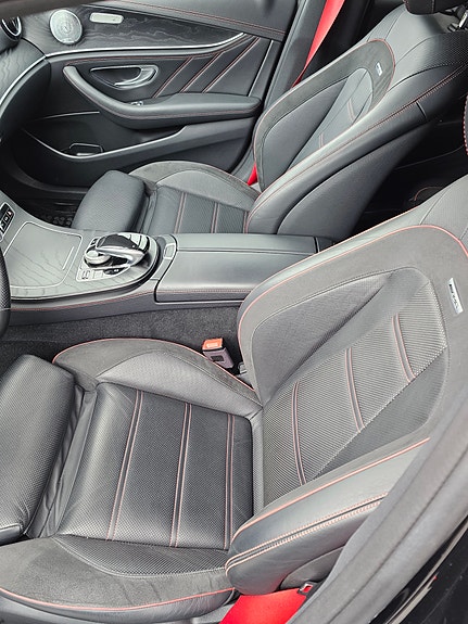 Mercedes-Benz E43 5 of 11