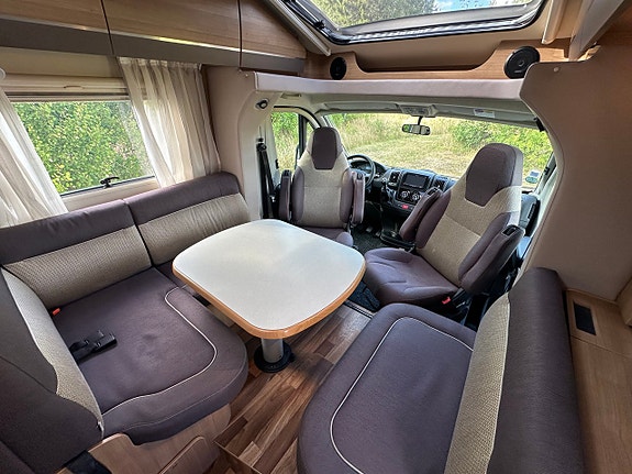 Hymer Tramp 698 BiancoLine 3 of 12