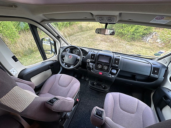 Hymer Tramp 698 BiancoLine 9 of 12