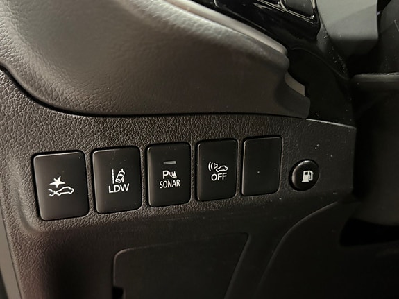 Mitsubishi Outlander 18 of 25