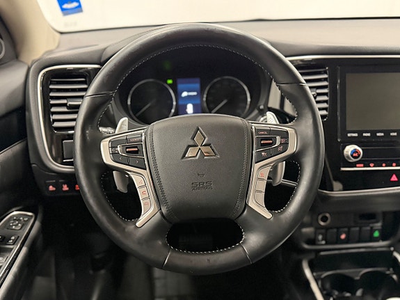 Mitsubishi Outlander 16 of 25