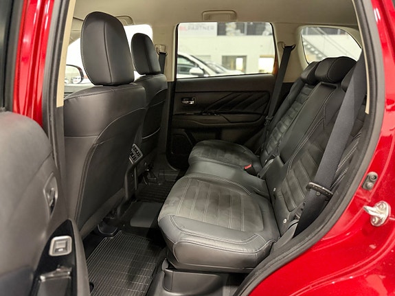 Mitsubishi Outlander 24 of 25