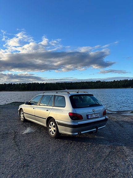 Peugeot 406 3 of 8