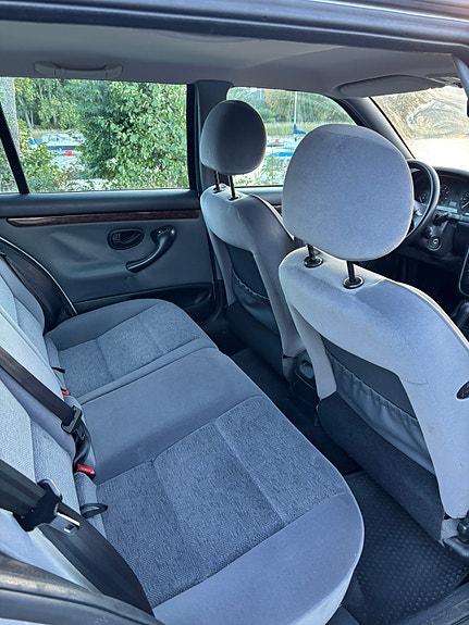 Peugeot 406 7 of 8