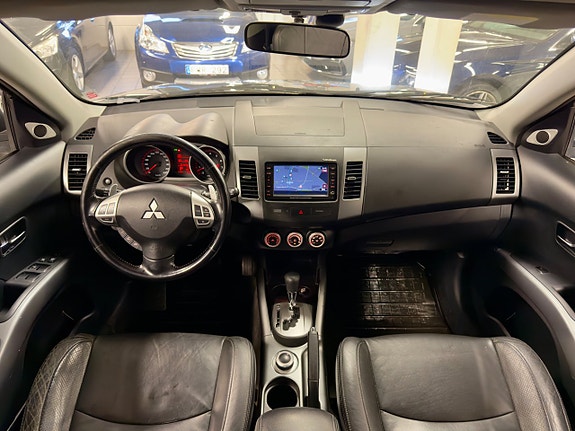 Mitsubishi Outlander 9 of 21