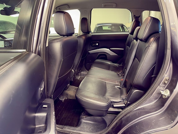 Mitsubishi Outlander 13 of 21