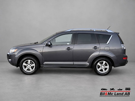 Mitsubishi Outlander 2 of 21