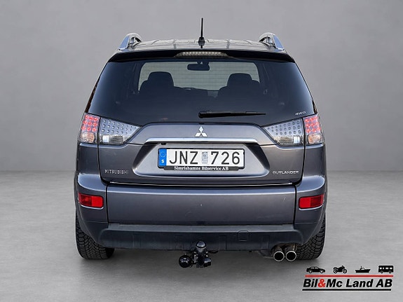Mitsubishi Outlander 4 of 21