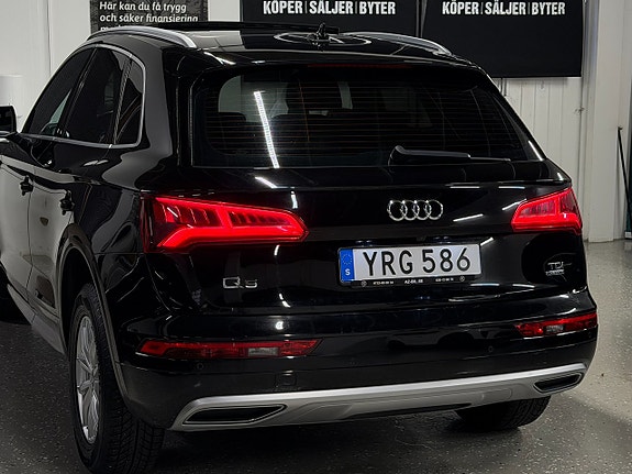 Audi Q5 9 of 29