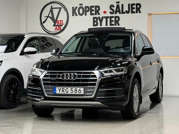 Audi Q5 2 of 29