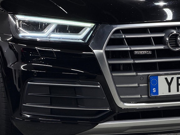 Audi Q5 7 of 29