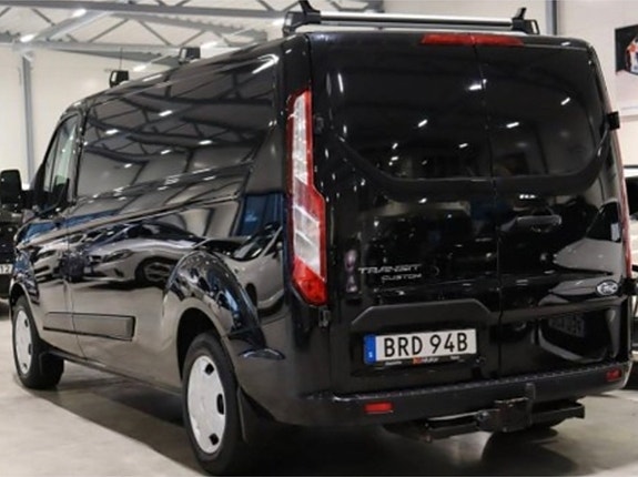 Ford Transit Custom 2 of 6
