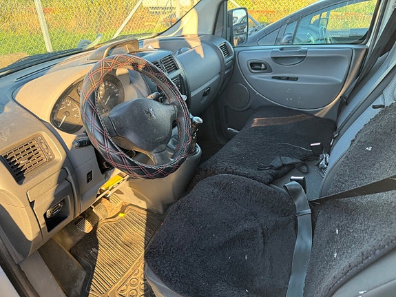 Peugeot Expert 4 of 6