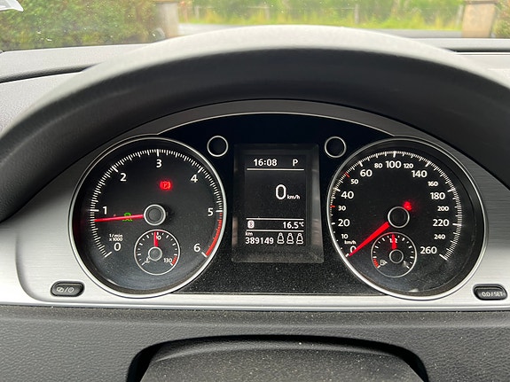 Volkswagen Passat Alltrack 6 of 15