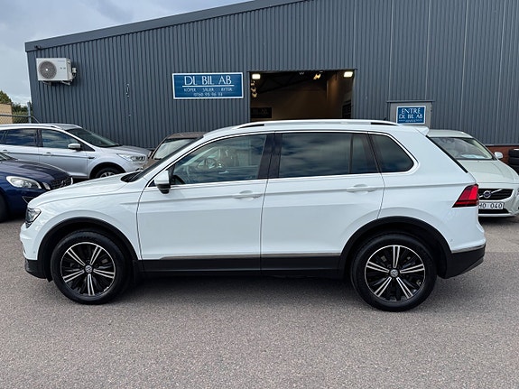 Volkswagen Tiguan 8 of 30