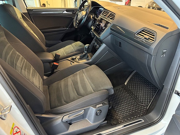 Volkswagen Tiguan 26 of 30