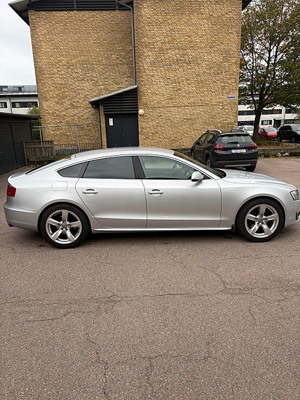 Audi A5 6 of 17