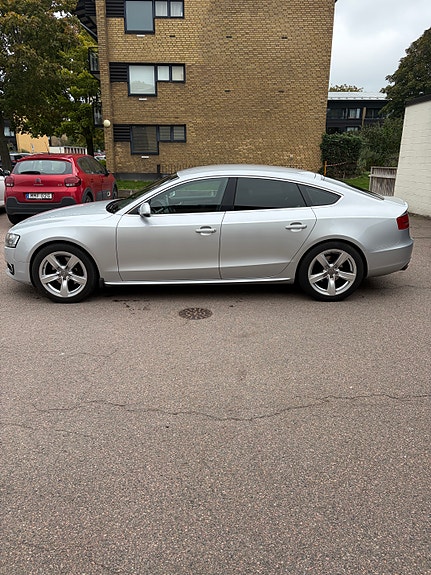Audi A5 9 of 17