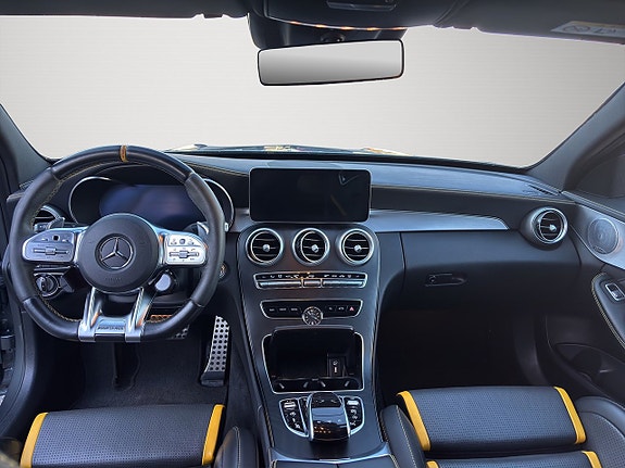 Mercedes-Benz C63 12 of 17