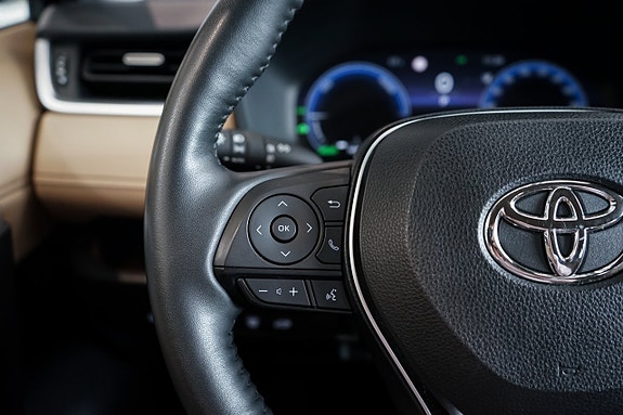 Toyota RAV4 19 of 28