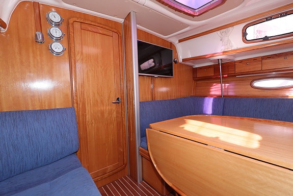 Bavaria 37 CR 11 of 24