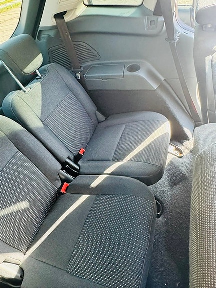 Ford Grand C-MAX 15 of 25