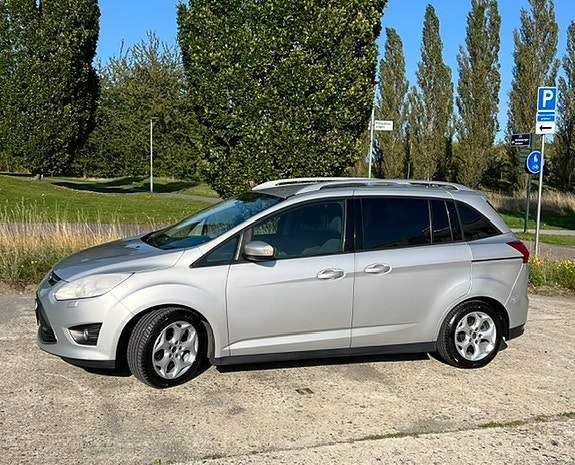 Ford Grand C-MAX 18 of 25