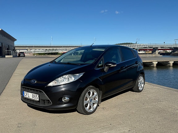 Ford Fiesta 3 of 23