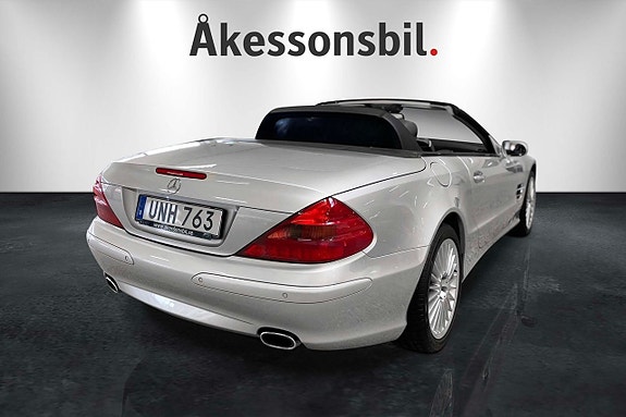 Mercedes-Benz 350 SEL 9 of 14