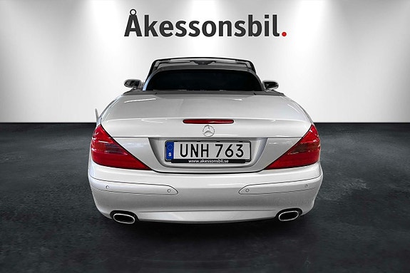 Mercedes-Benz 350 SEL 10 of 14